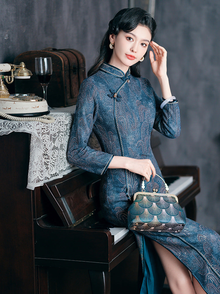 [Limited Edition]Dark Blue Ribbed Cheongsam – Fall & Winter Style