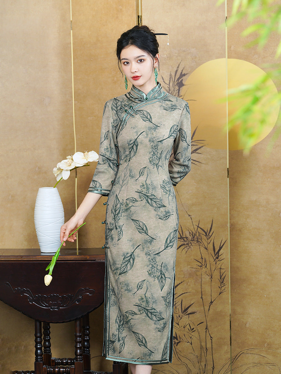 Green Leaf Cheongsam– Fall & Winter Style