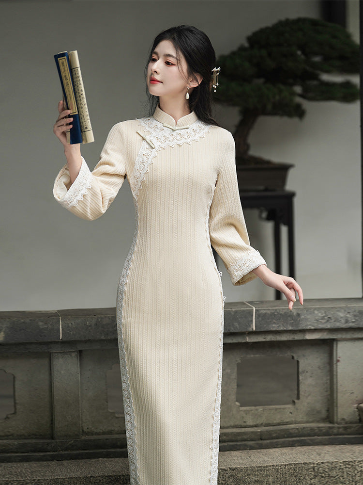 Beige Long Cheongsam– Fall & Winter Style