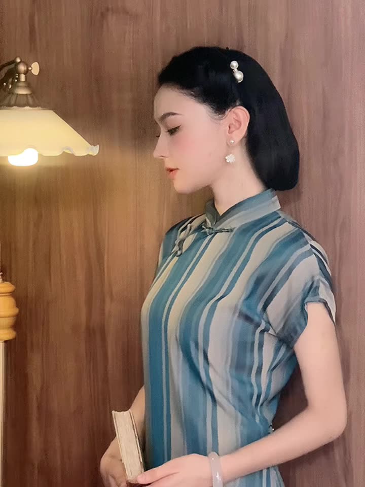 Blue Lane Cheongsam – Spring & Summer Style