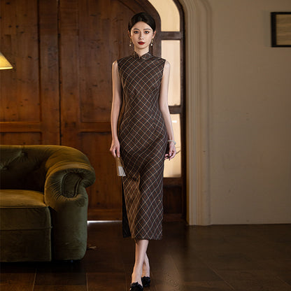 Brown Checkered Cheongsam– Fall & Winter Style