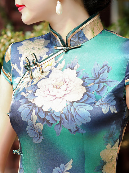 Green Peony Silk Cheongsam – Spring & Summer Style