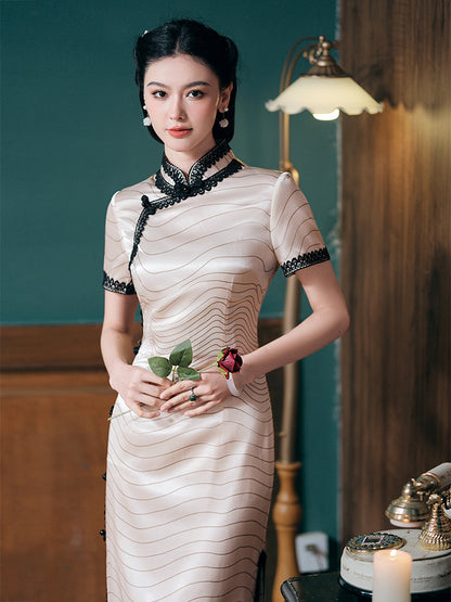 Pearl White Silk Cheongsam – Spring & Summer Style