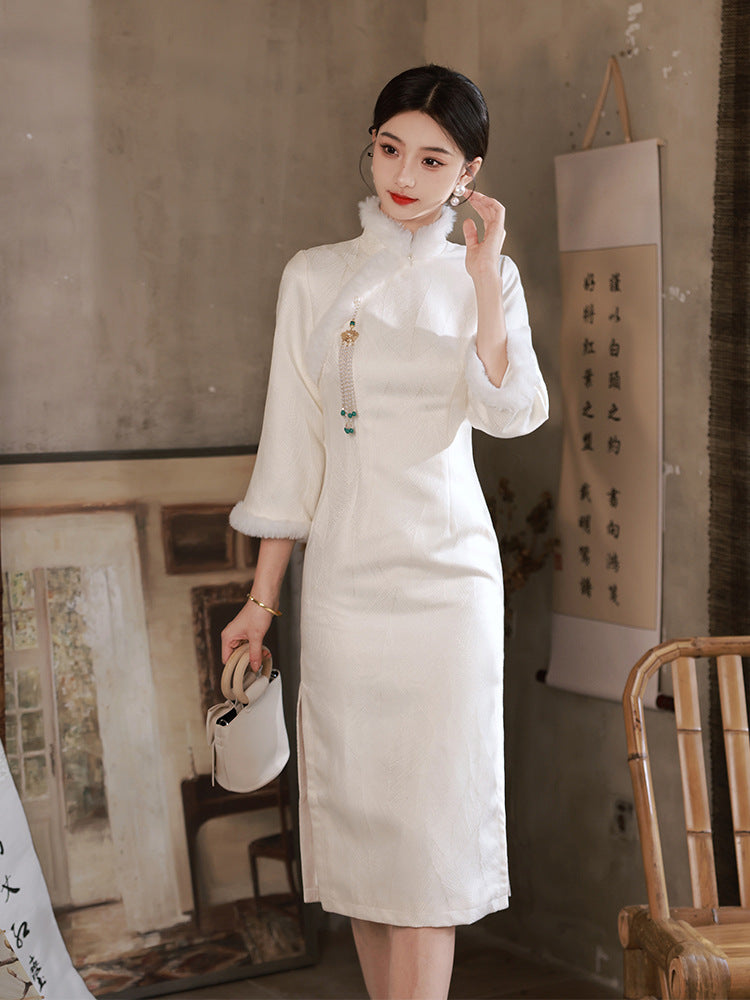 White Fur Collar  Cheongsam– Fall & Winter Style