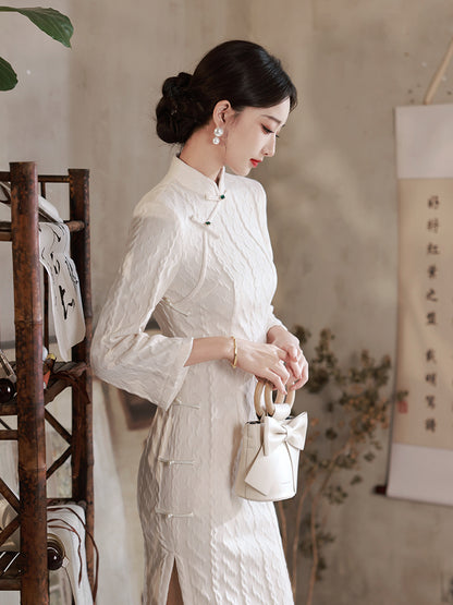 White Ribbed Cheongsam– Fall & Winter Style