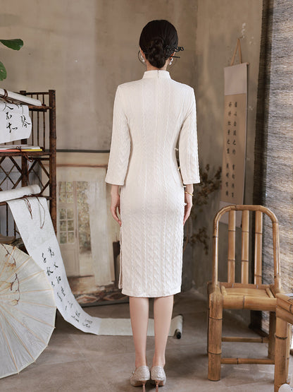 White Ribbed Cheongsam– Fall & Winter Style