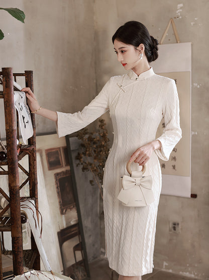 White Ribbed Cheongsam– Fall & Winter Style