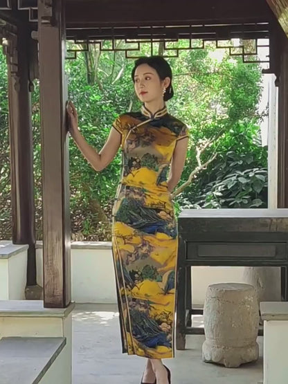 Huangshan Silk Cheongsam – Spring & Summer Style