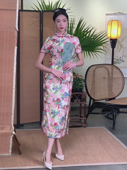 White Floral Elegance Cheongsam – Spring & Summer Style